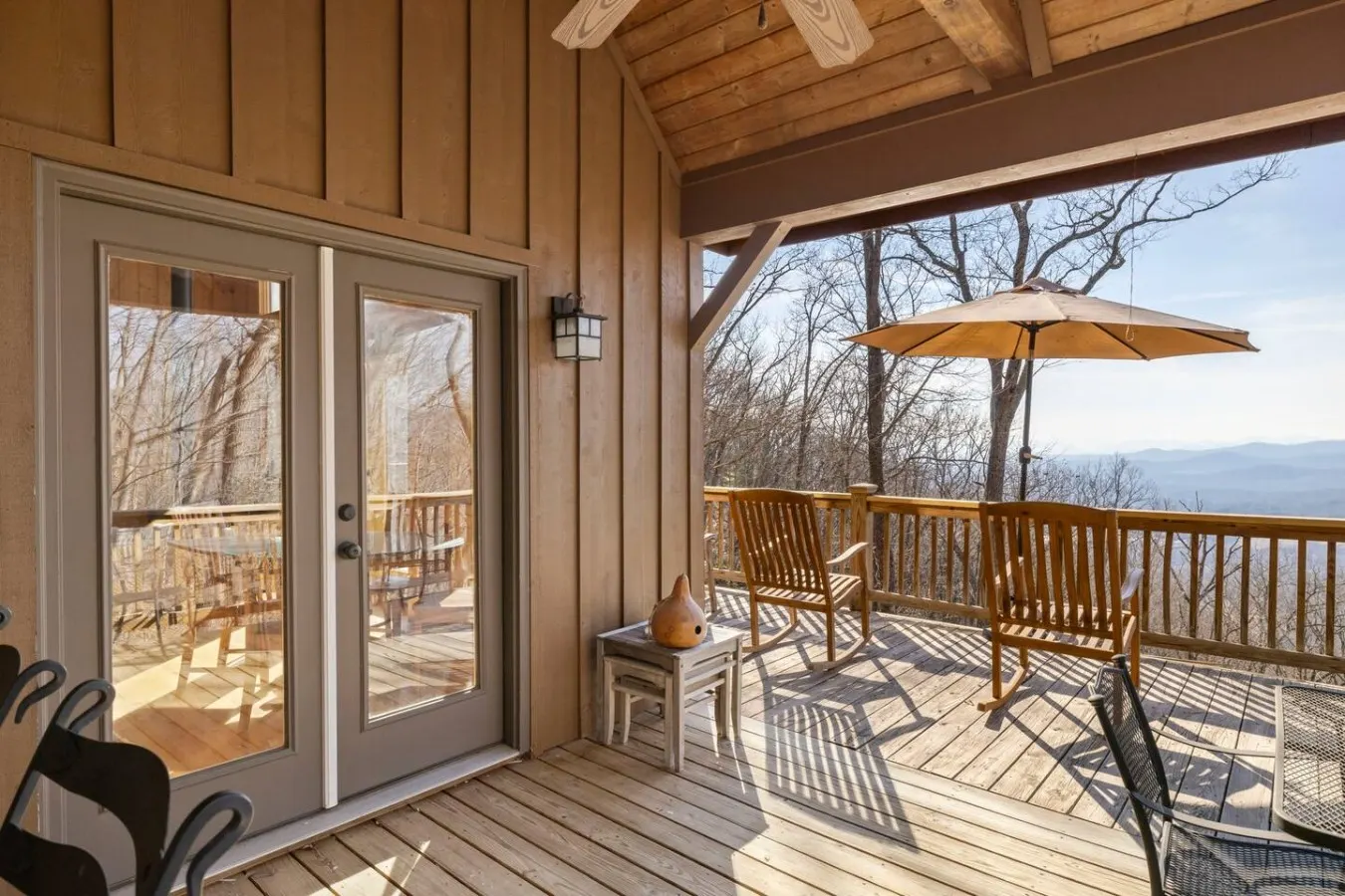 Mountain Retreat Sunset Views & 20 Min to AVL 10