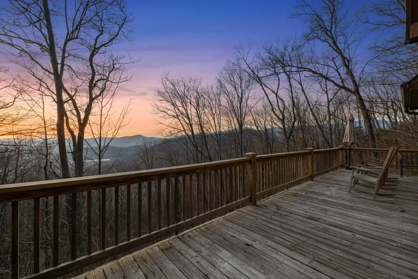Mountain Retreat Sunset Views & 20 Min to AVL 13