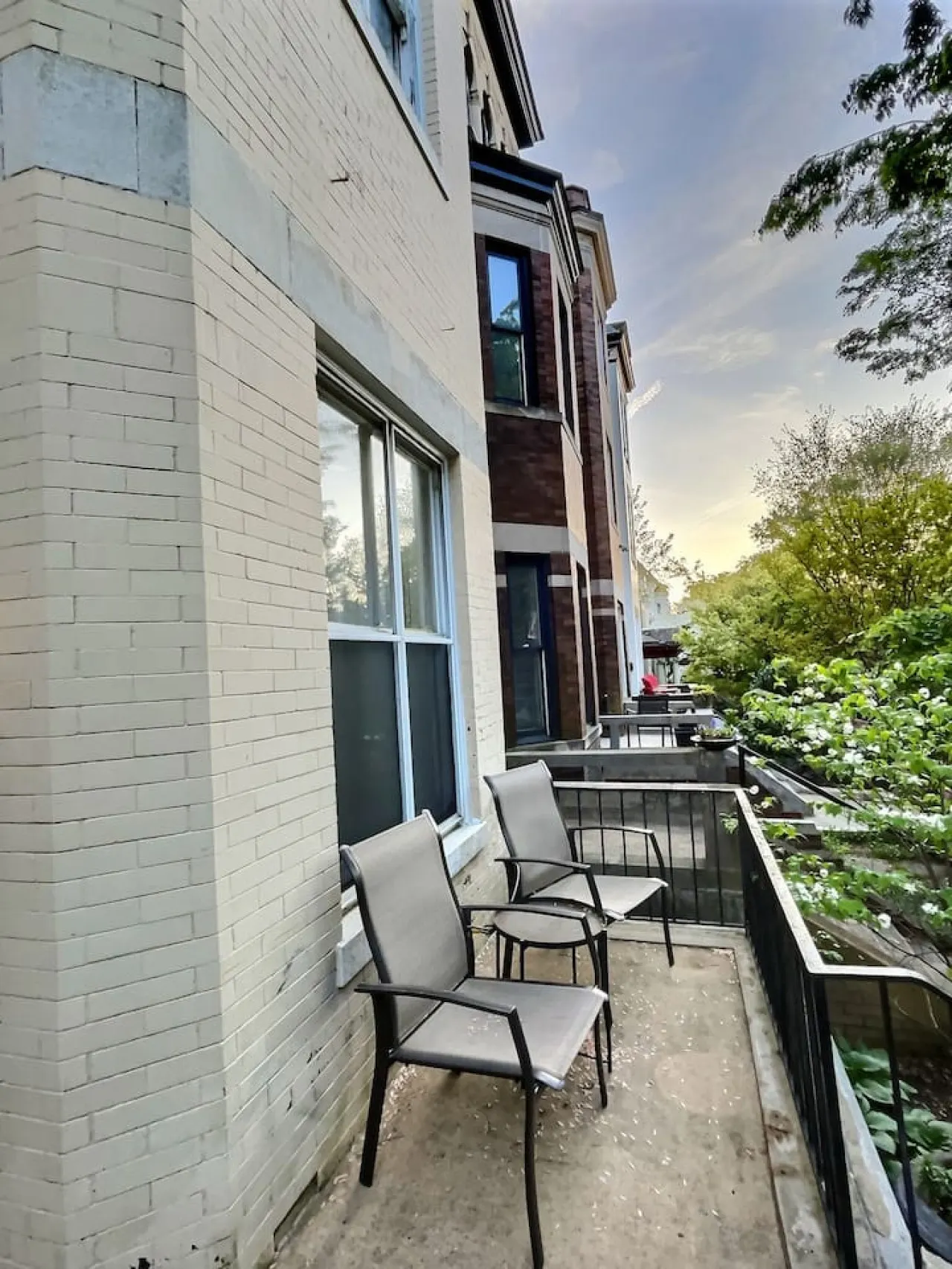Sleeps 12 THREE Units In Central Adams Morgan 16