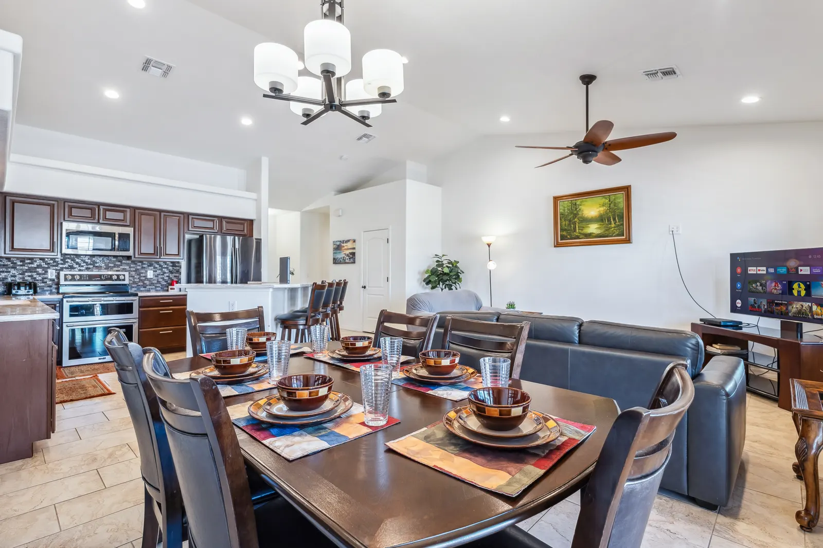 Golf Course Views Pool 3 Bd Parking 15