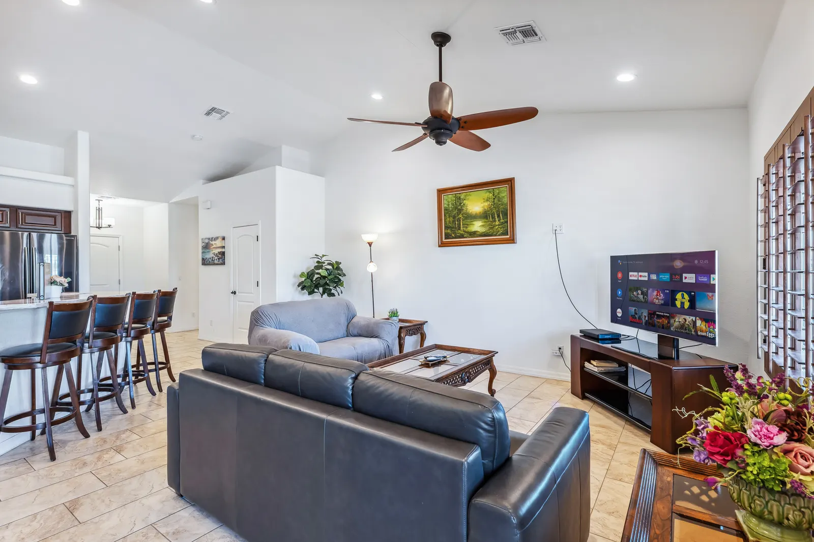 Golf Course Views Pool 3 Bd Parking 16