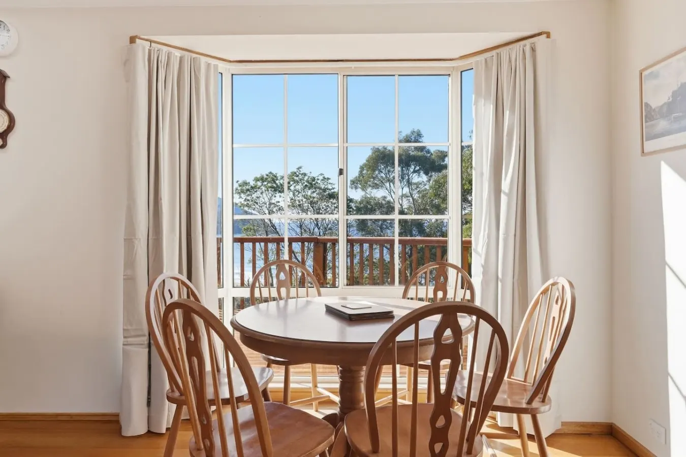 Eaglehawk Neck Home, Ocean Views, Deck & Wood Fire 9
