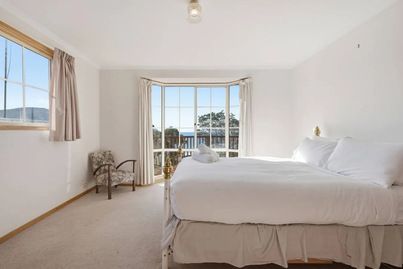 Eaglehawk Neck Home, Ocean Views, Deck & Wood Fire 19