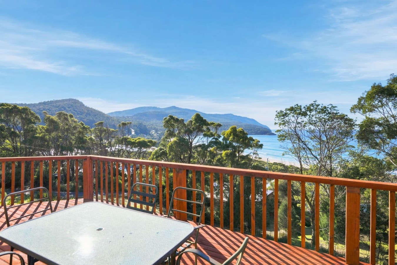 Eaglehawk Neck Home, Ocean Views, Deck & Wood Fire 6