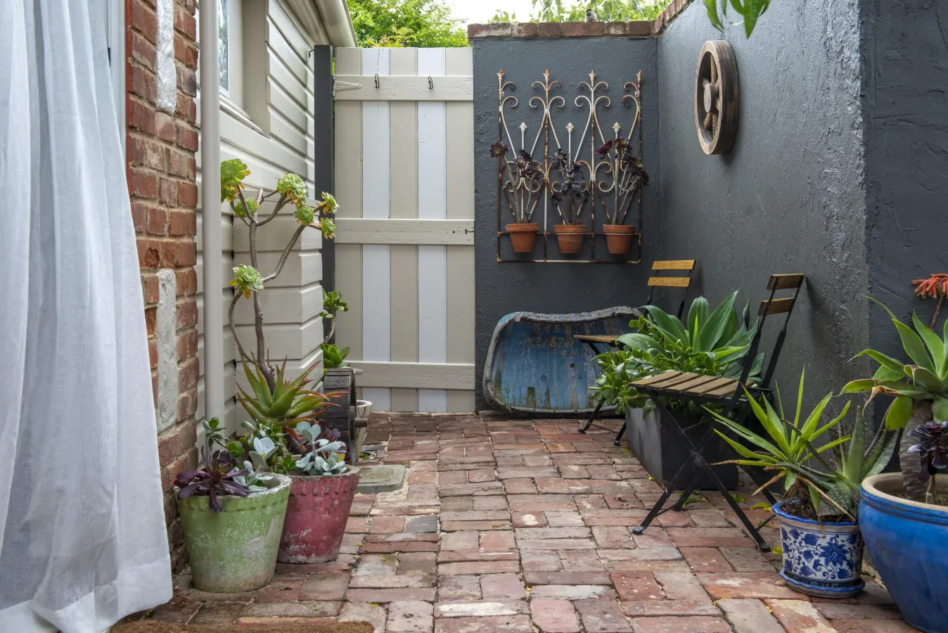 The Loft at Goolwa—A Cosy Courtyard Cottage 17