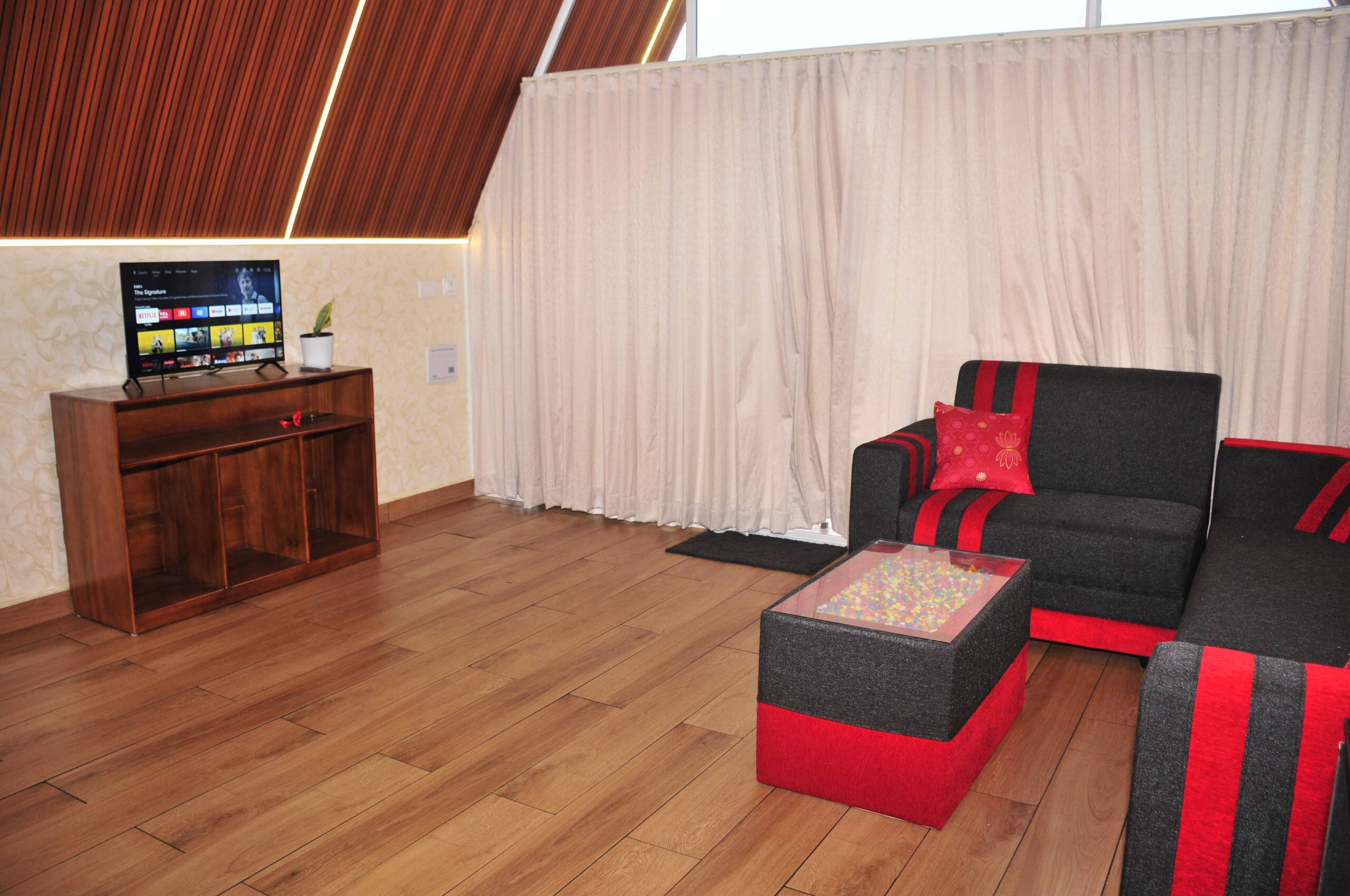 Kudaram County Resort 13