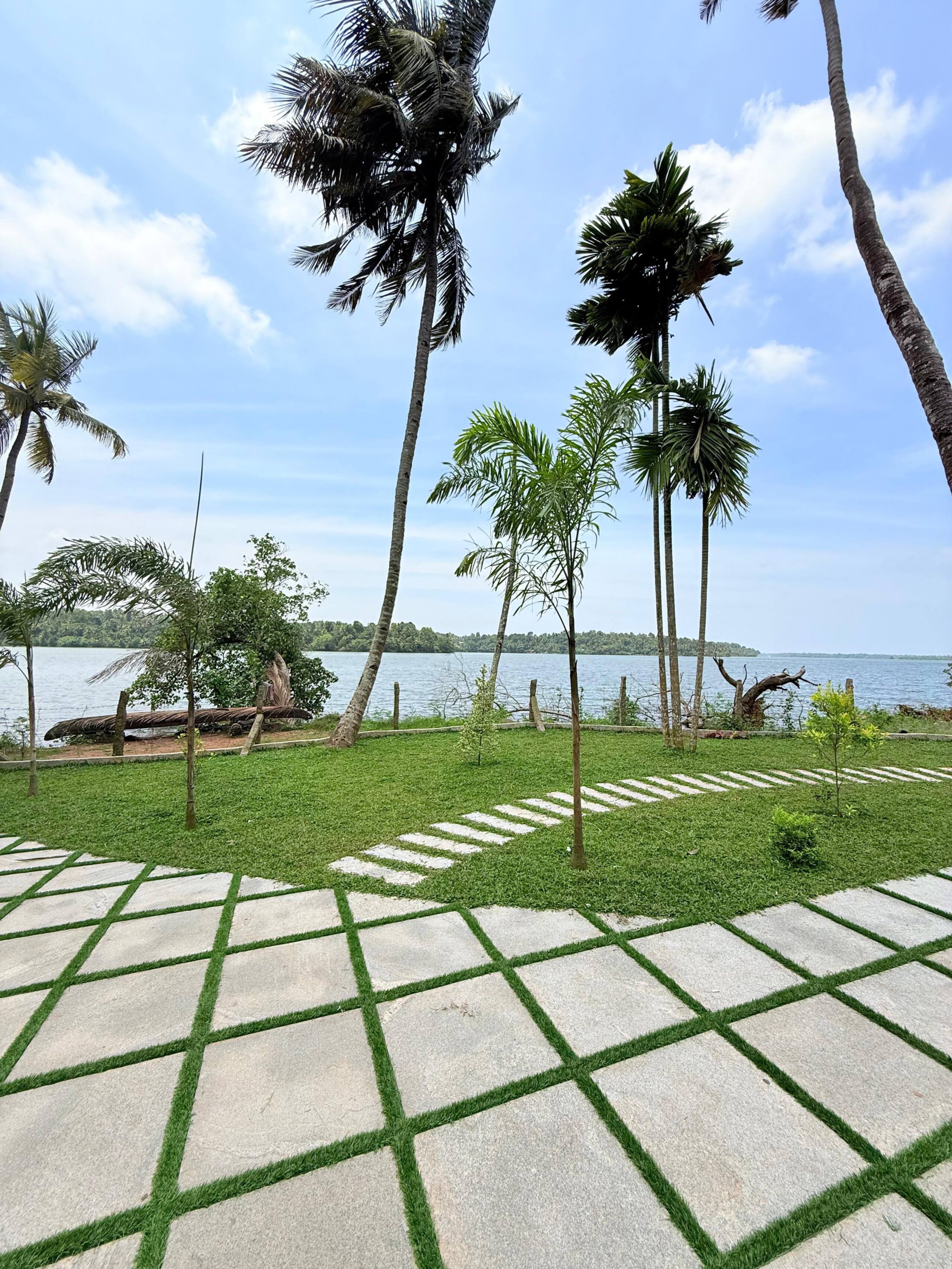 Anoop's Lake View Cottage - 2BHK- Munroe Island 17