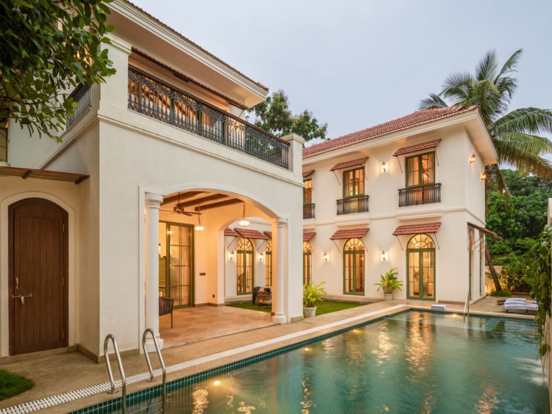 Casa Amore : A Luxury 4 BHK I Private Pool Villa 16