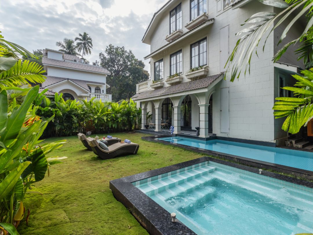 Casa Amore : A Luxury 4 BHK I Private Pool Villa 10