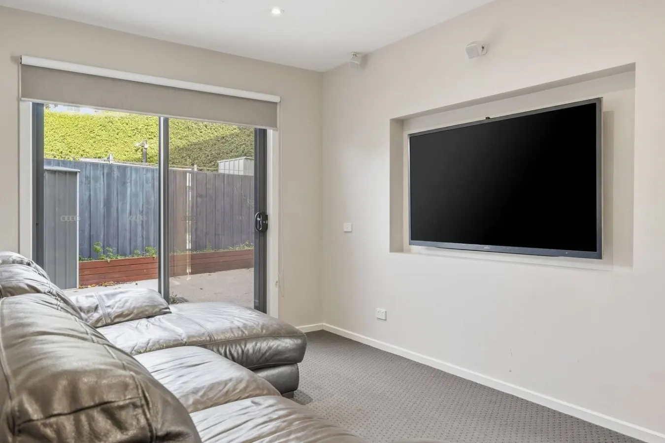 River Views on Rosny Bay 20