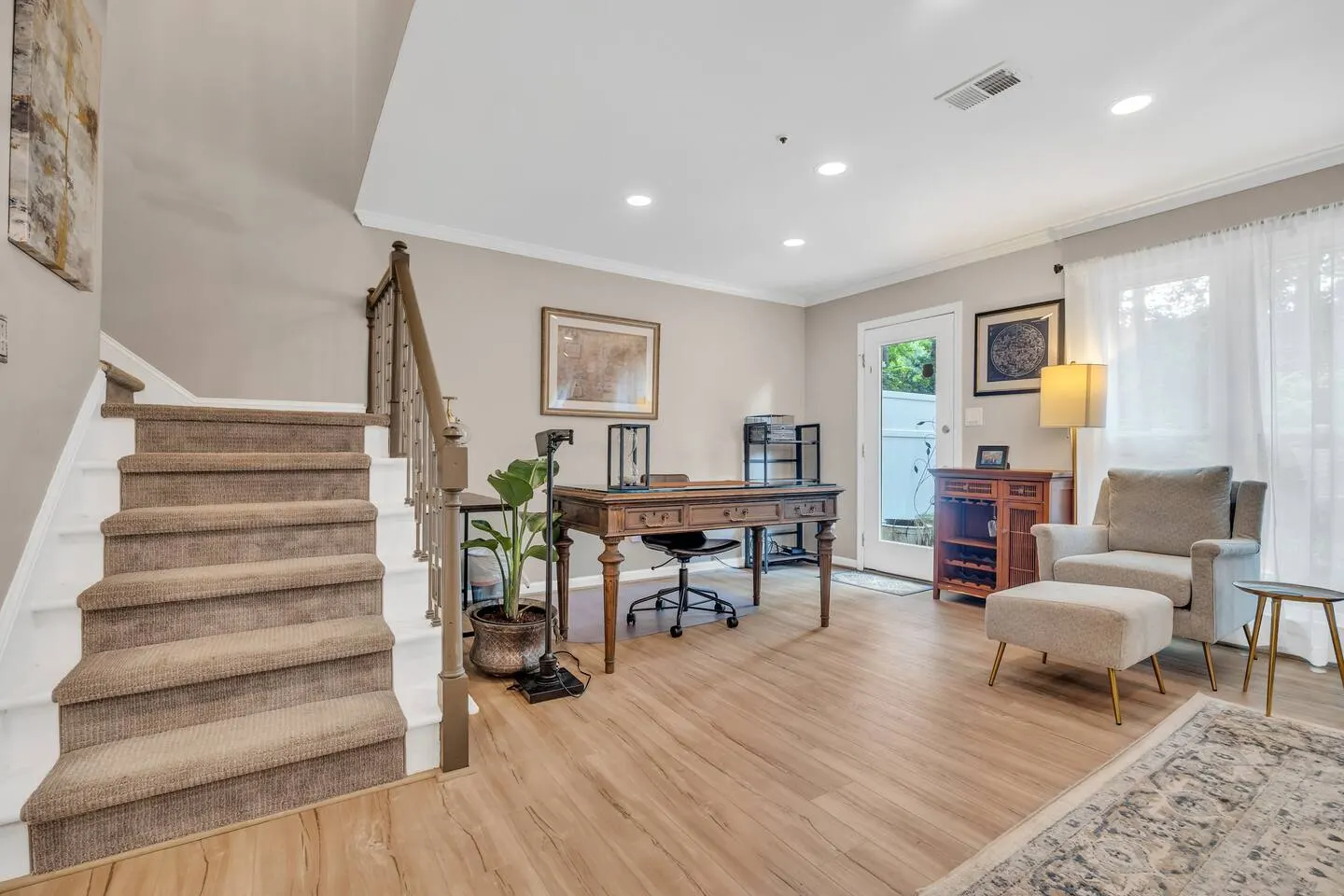 Modern 2BR Townhome Near Braves & The Battery — foto 2
