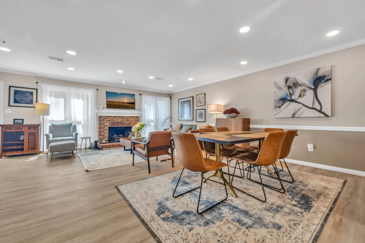 Modern 2BR Townhome Near Braves & The Battery 11