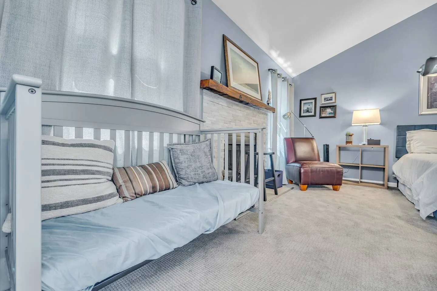 Modern 2BR Townhome Near Braves & The Battery 18
