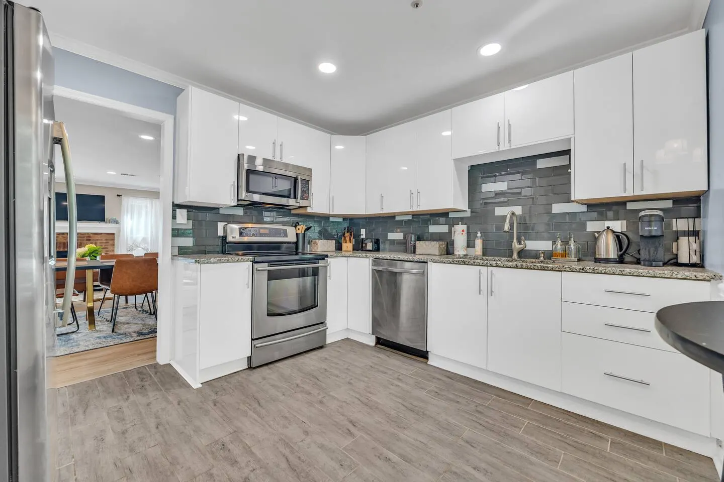 Modern 2BR Townhome Near Braves & The Battery — foto 5