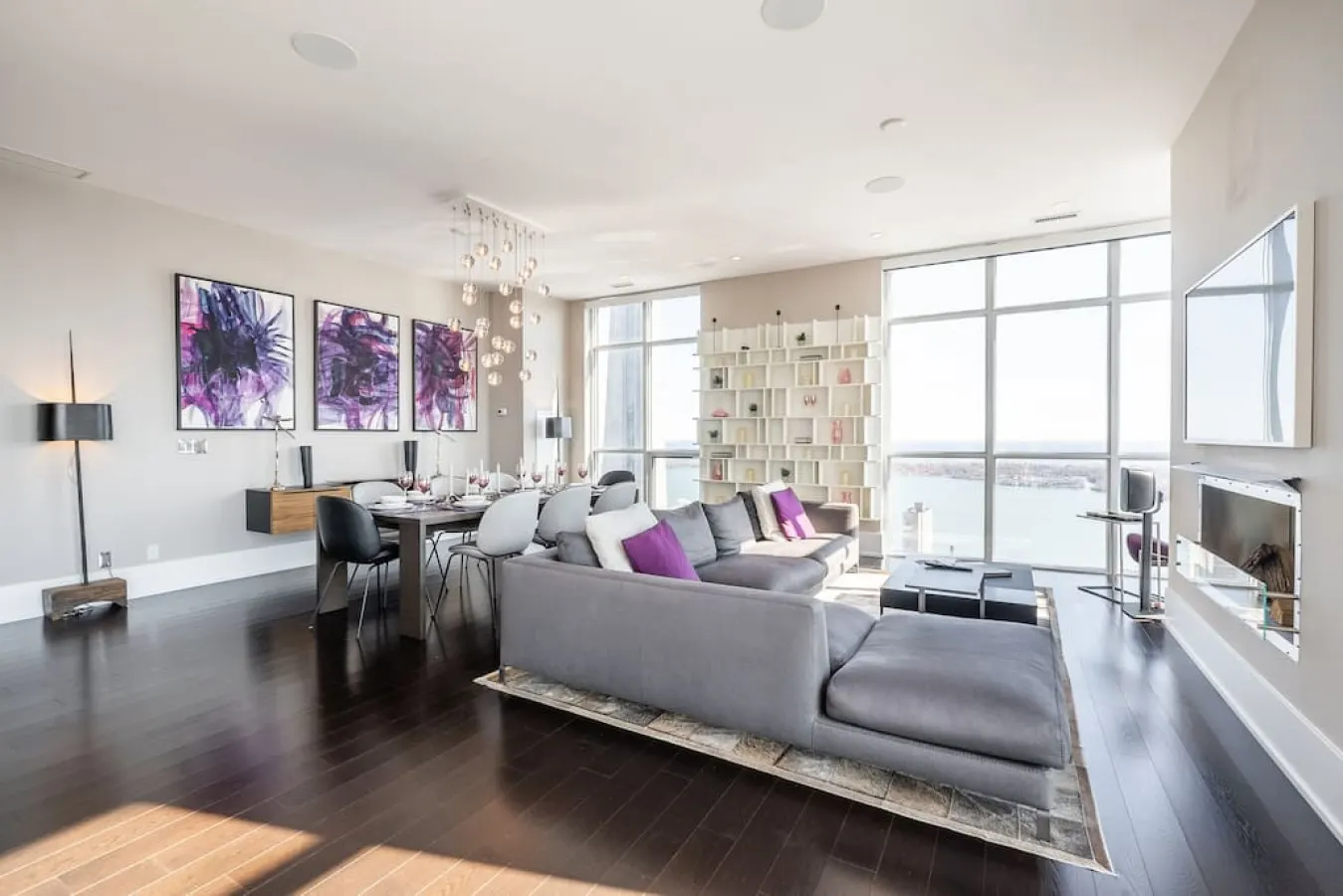Award Winning 3BR Luxury Penthouse Stunning Views 10