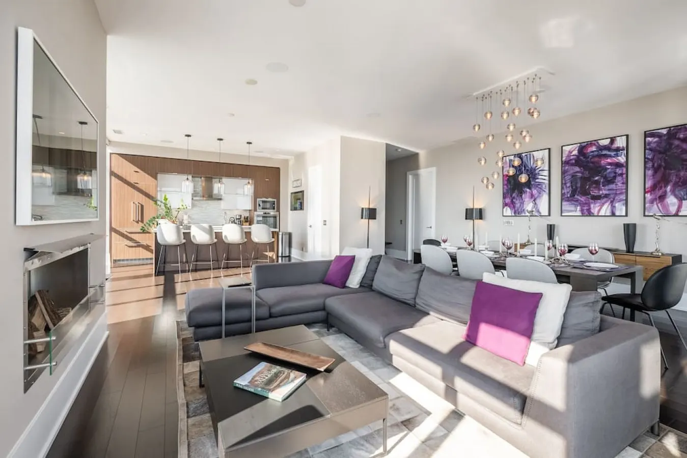 Award Winning 3BR Luxury Penthouse Stunning Views 11