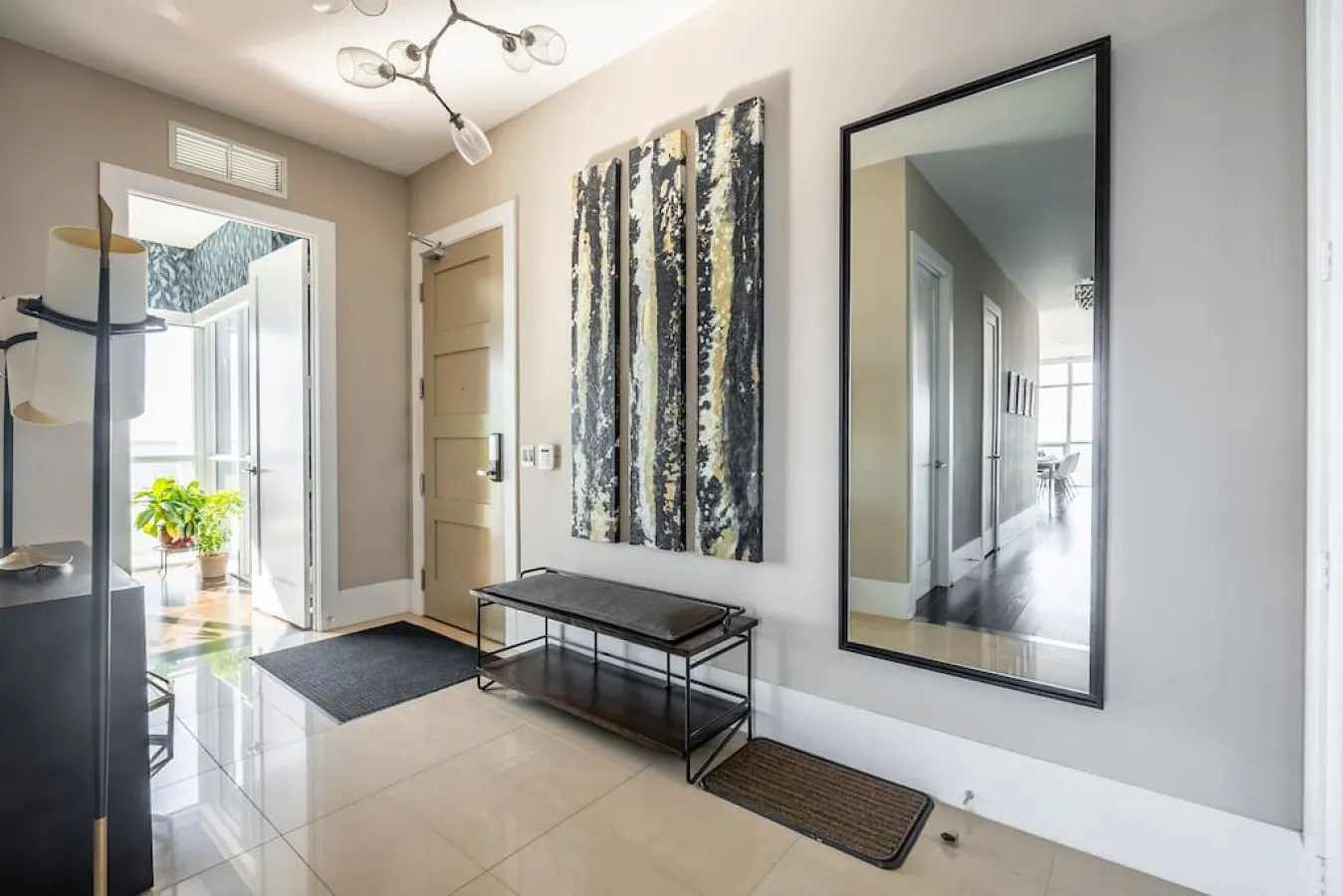 Award Winning 3BR Luxury Penthouse Stunning Views 6