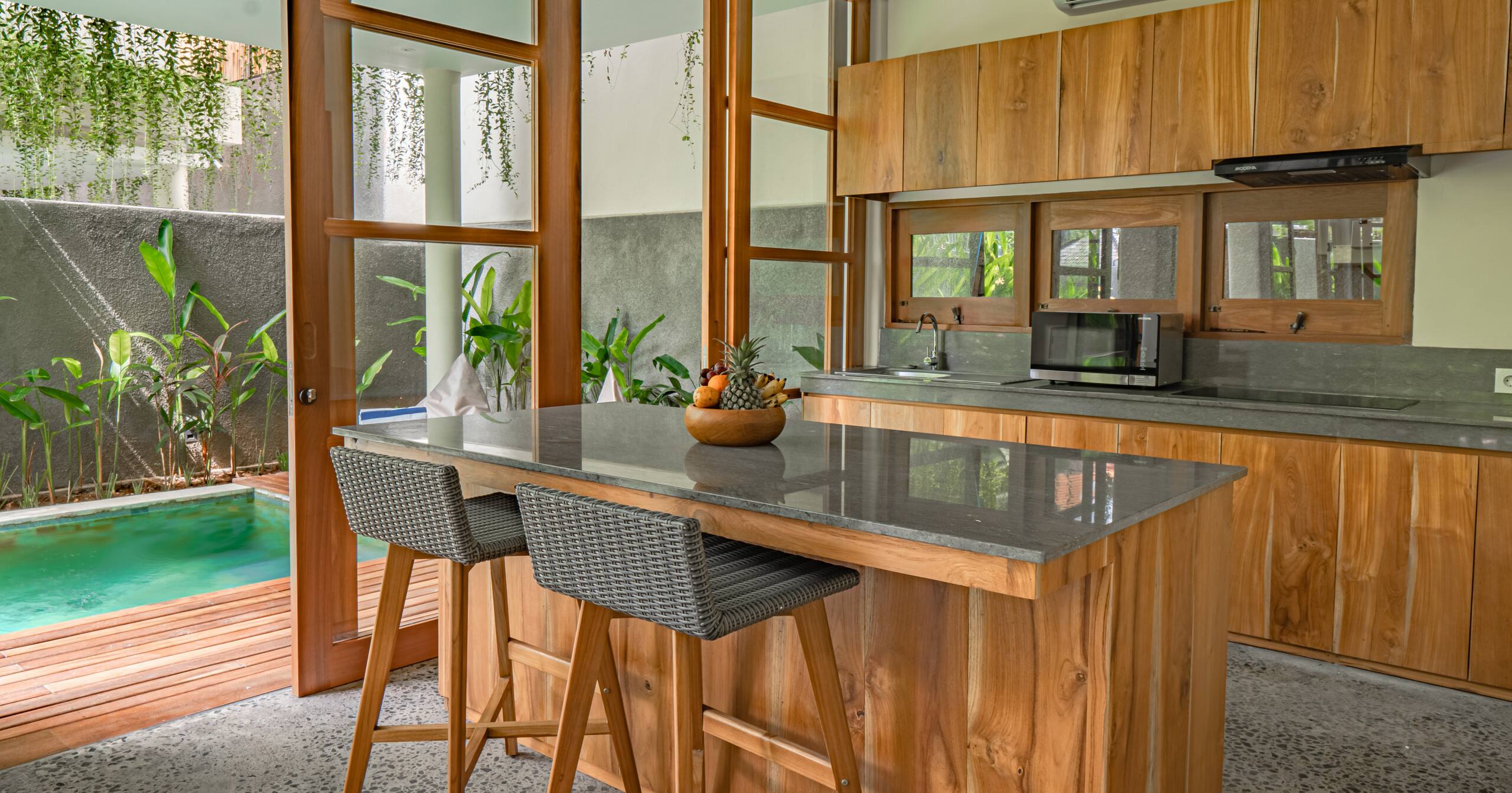 Nomad 1BR Villa in Canggu w/ Wifi, Pool & Garden — photo 3