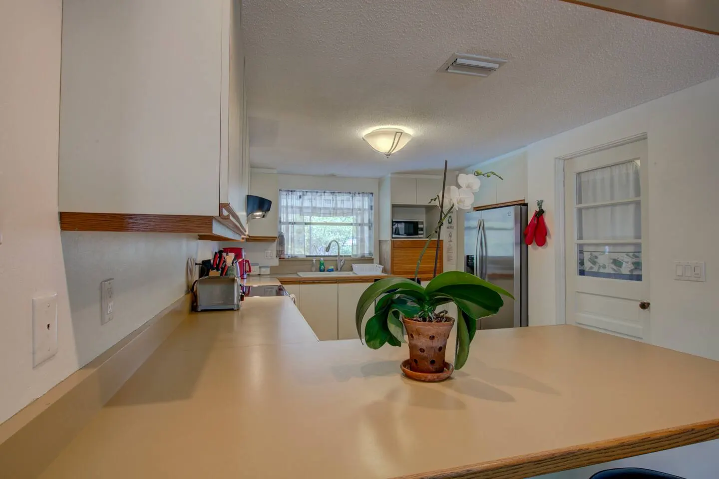 The Gulfside Oasis - Pool, Space & Florida Charm 16