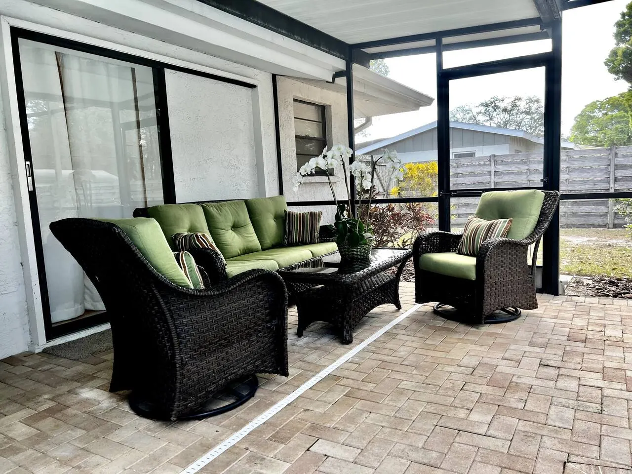 The Gulfside Oasis - Pool, Space & Florida Charm 6