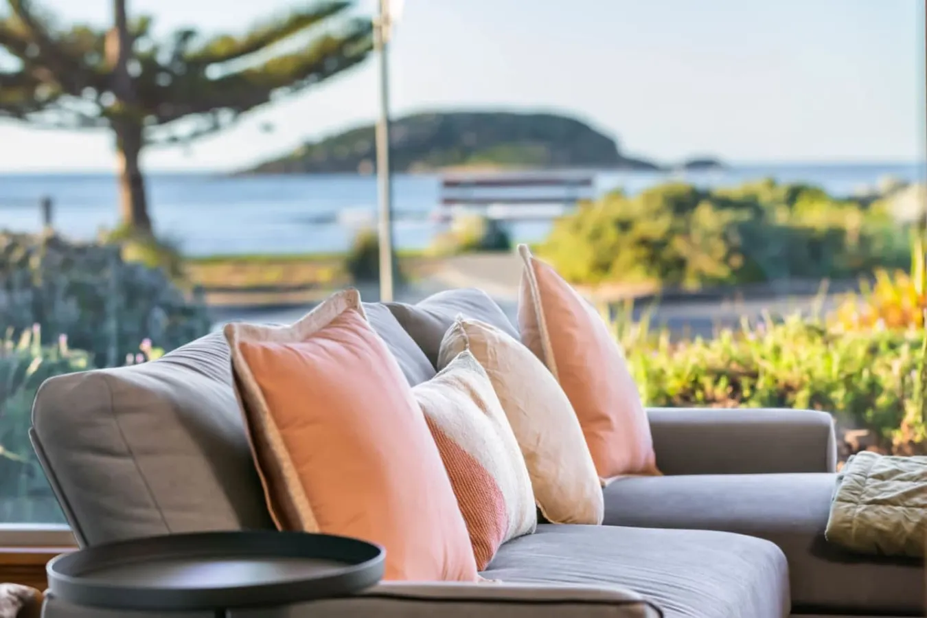 Frankies Beach House—A Breezy Esplanade Escape 11