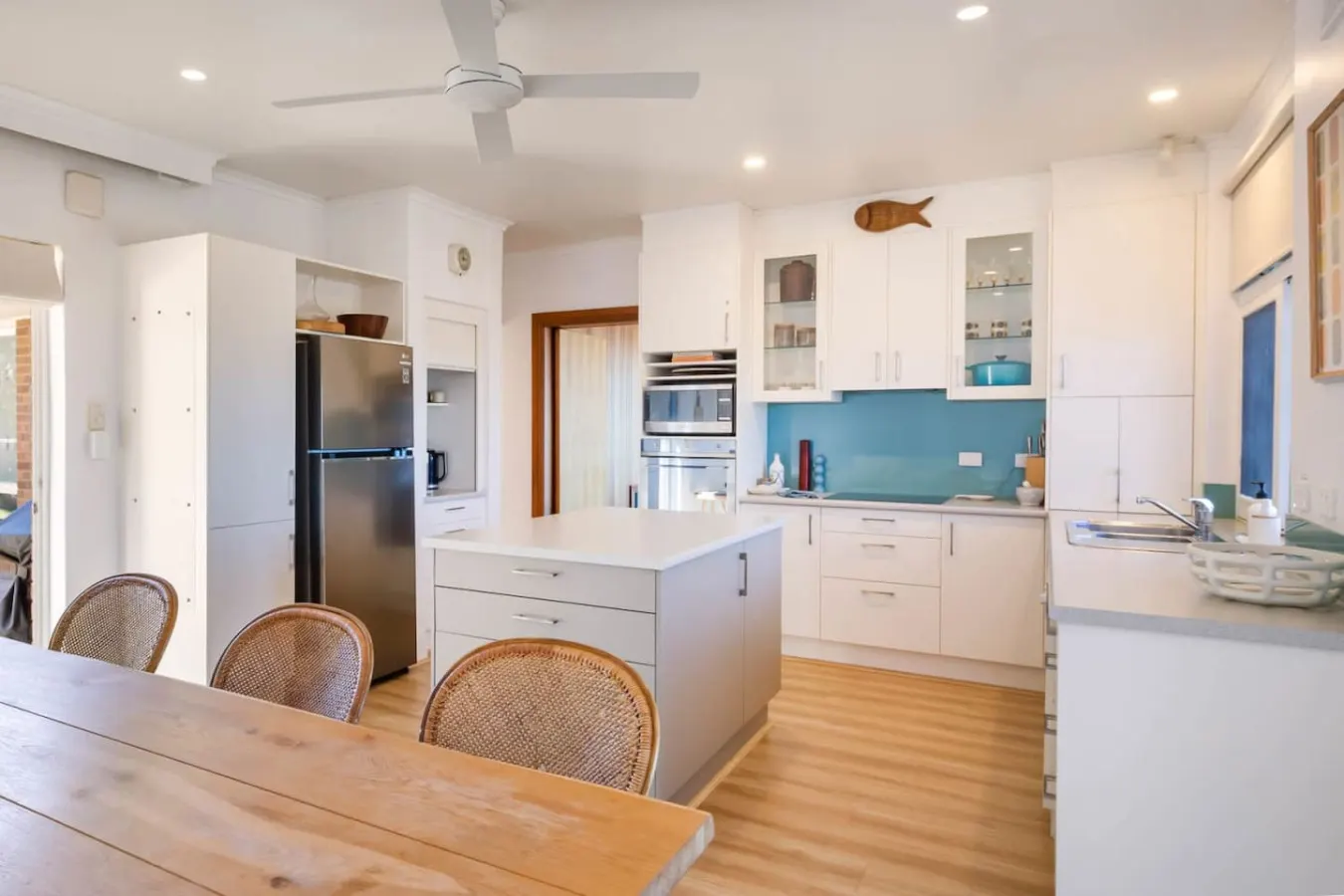 Frankies Beach House—A Breezy Esplanade Escape 15