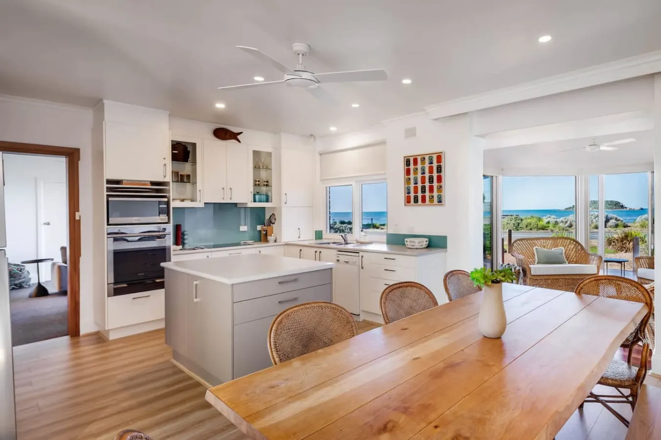 Frankies Beach House—A Breezy Esplanade Escape 16