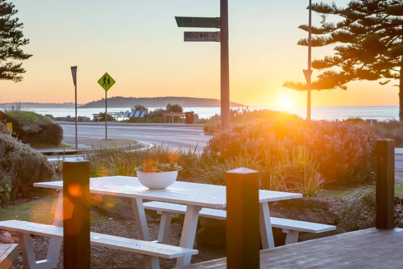 Frankies Beach House—A Breezy Esplanade Escape 7