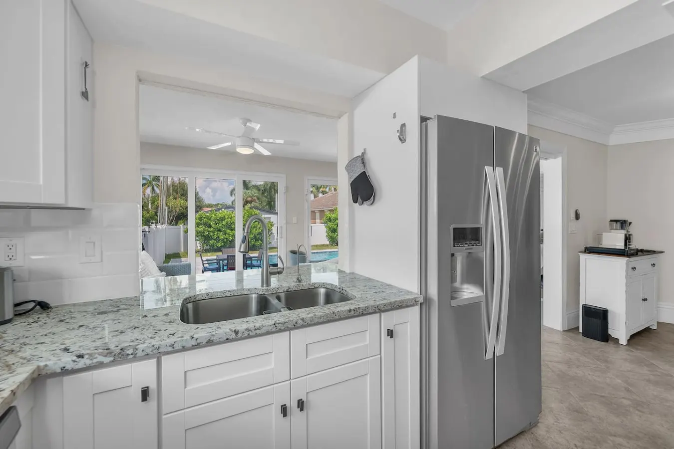 Beach Breeze Bungalow 13