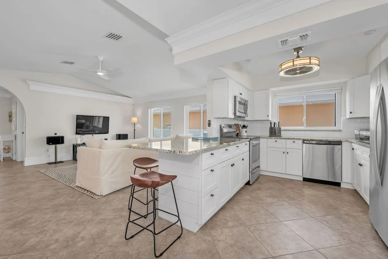 Beach Breeze Bungalow 14