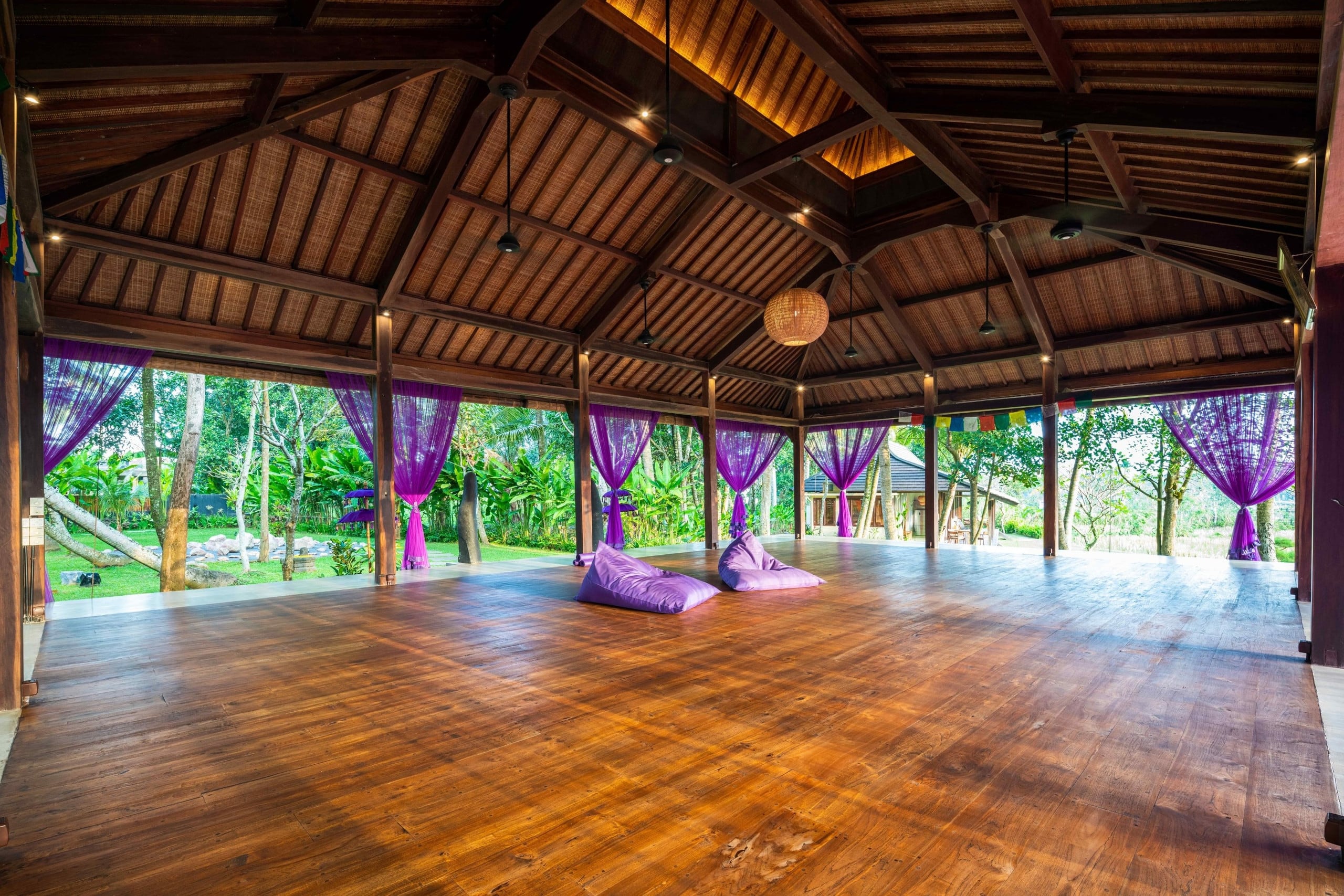 Crystal Castle: 7-Bedroom, Chef, Butler, Spa, Pool 32