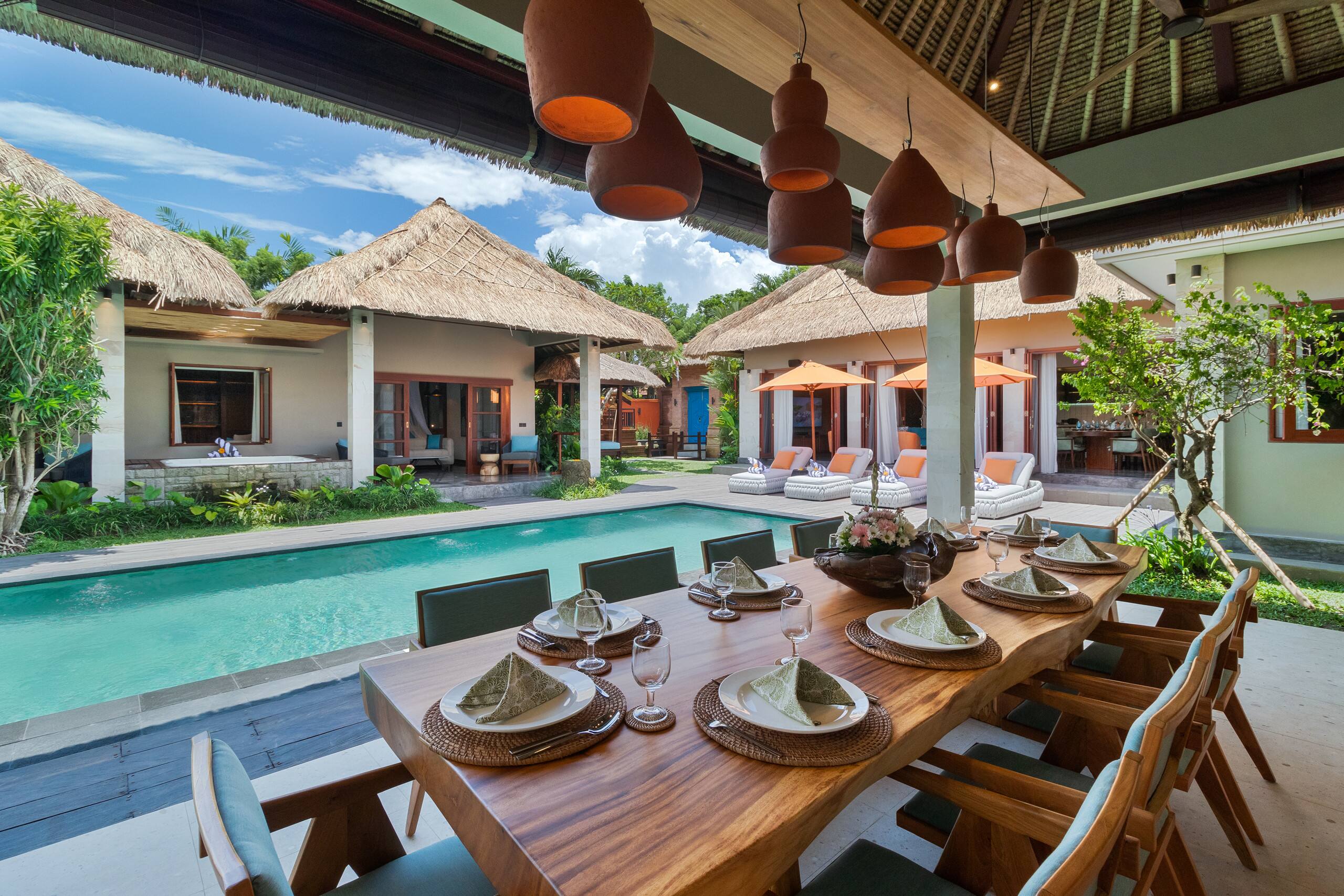 Villa Mahkota 22