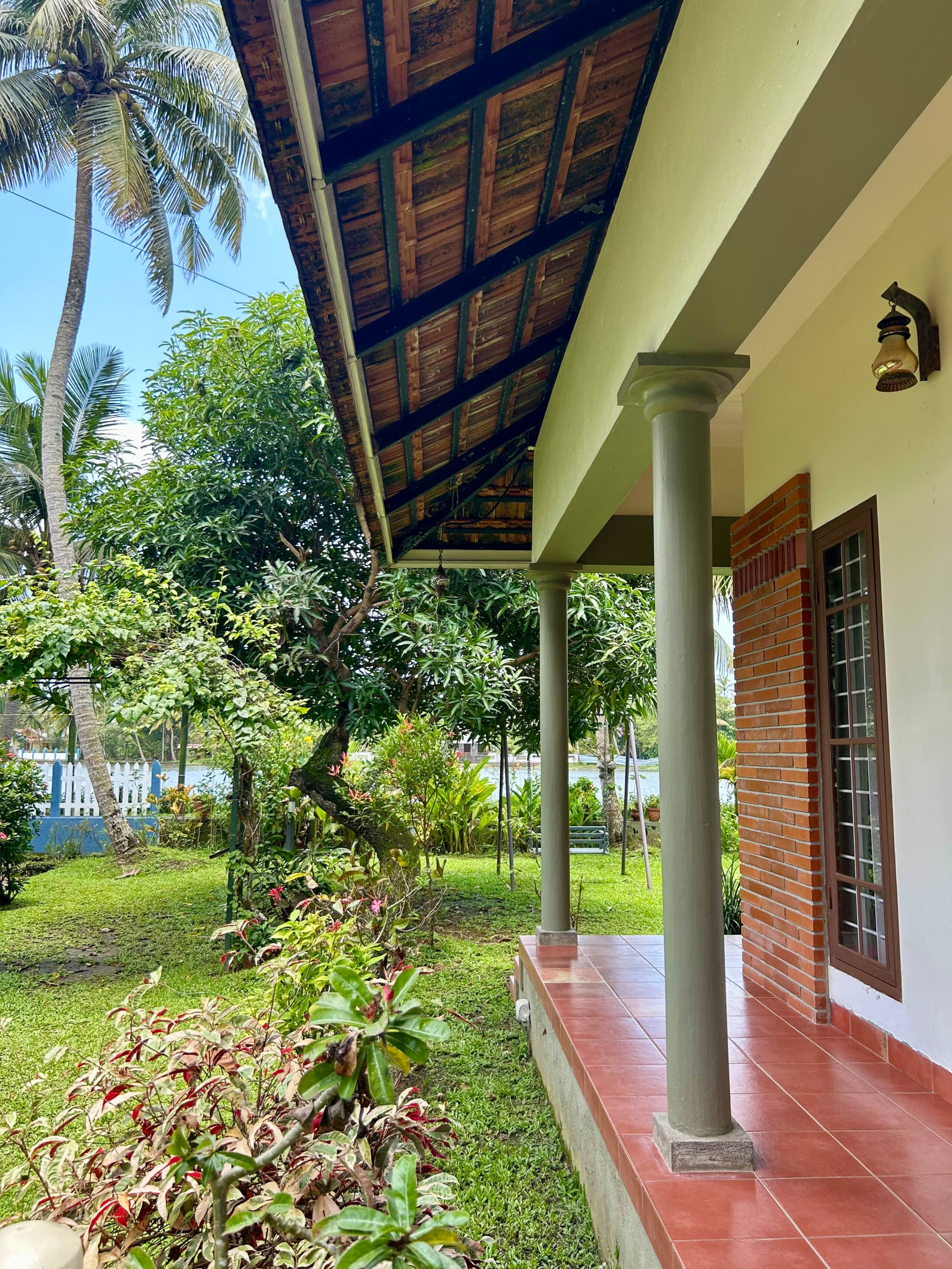 Cosy Room | Water Front 12