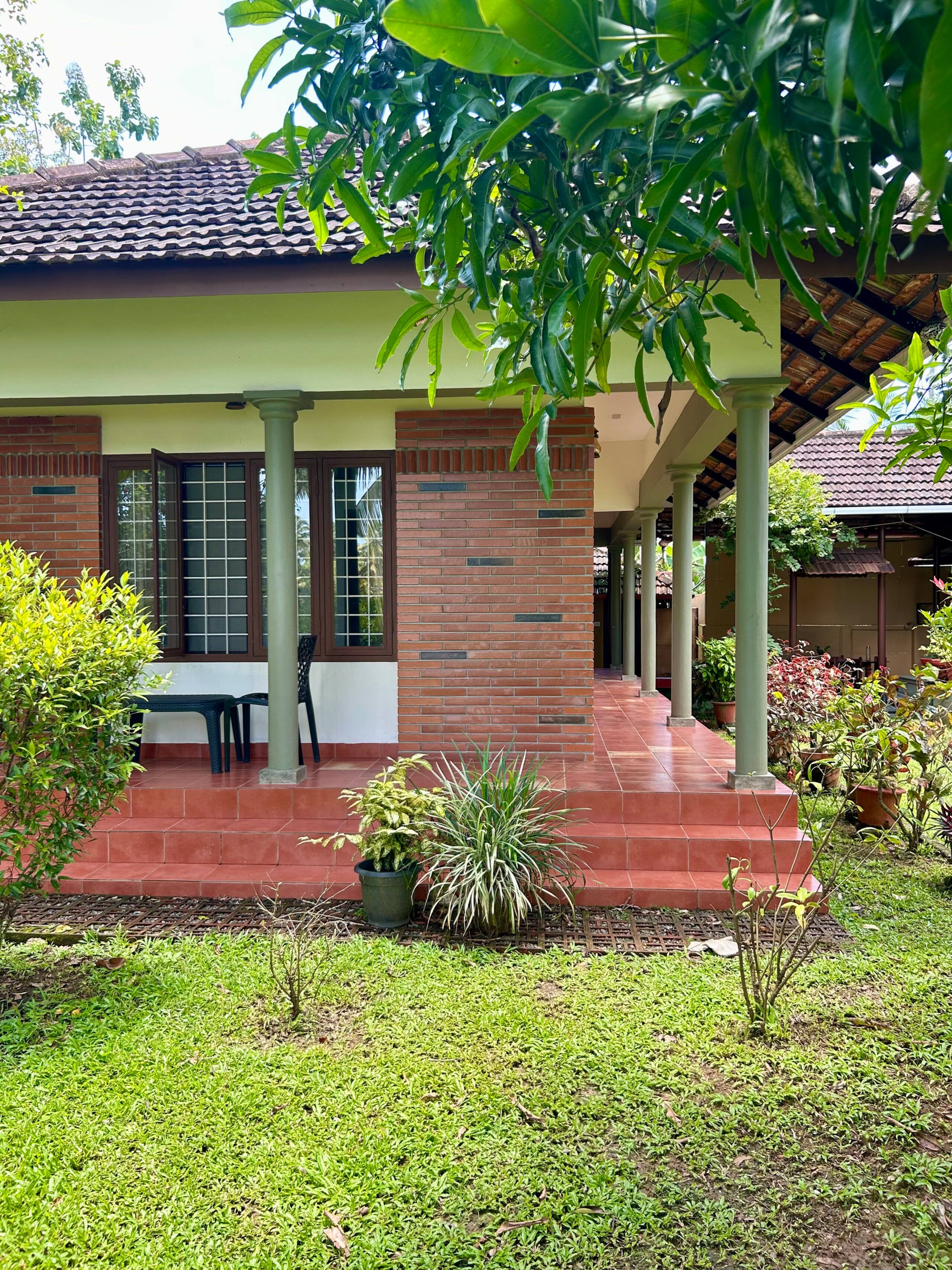 Cosy Room | Water Front 13