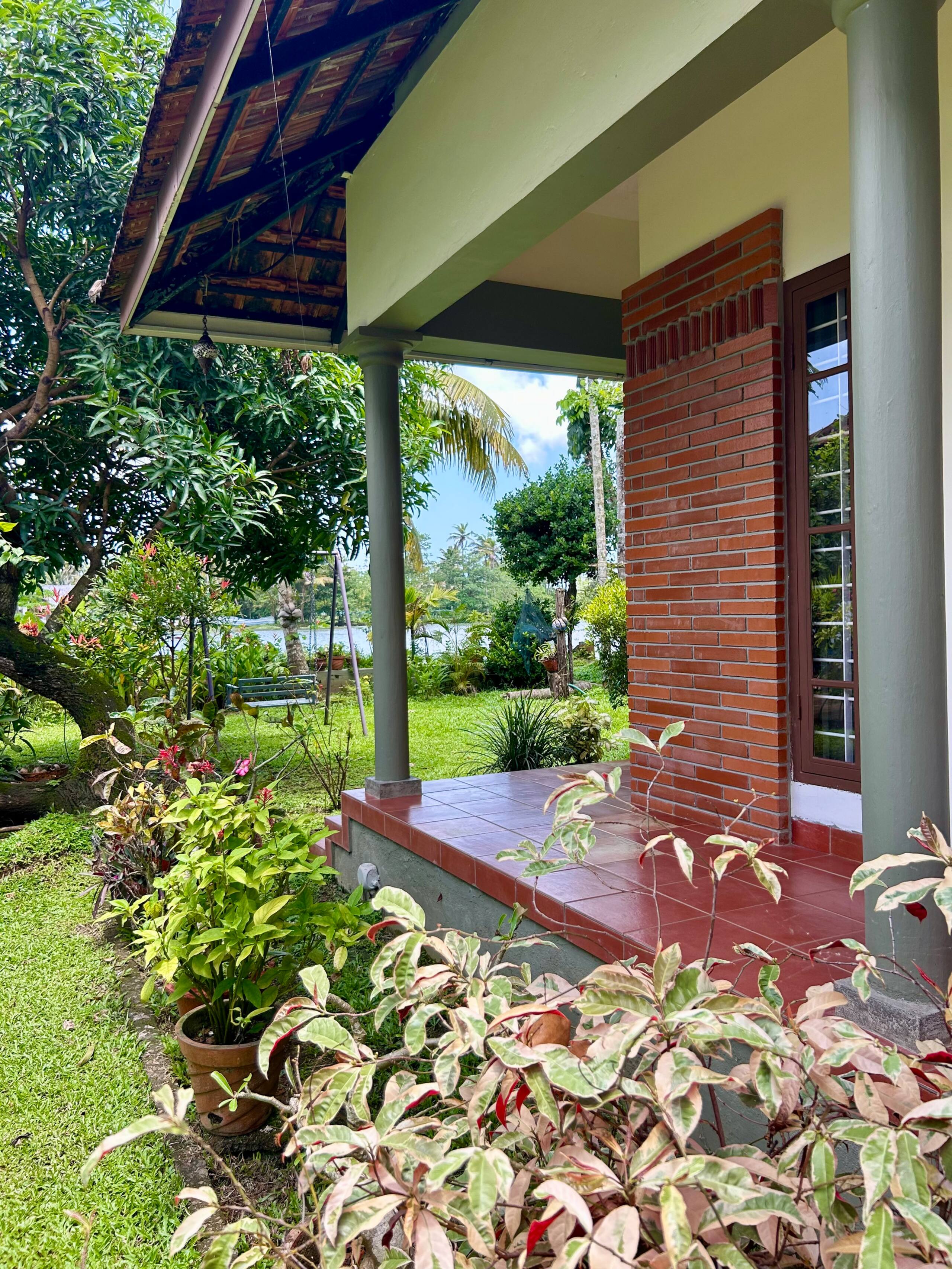 Cosy Room | Water Front 1