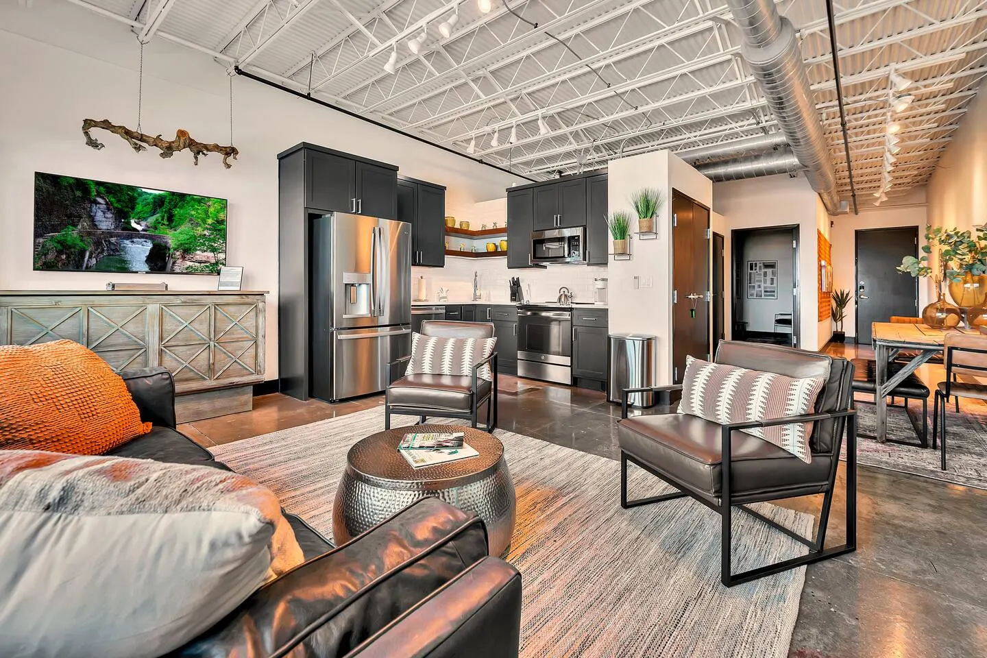 *Newly Renovated* Silocation 5