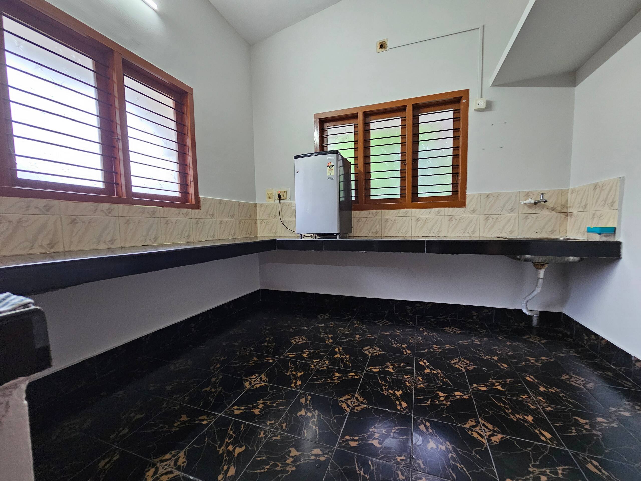 Travelers Guest House 26