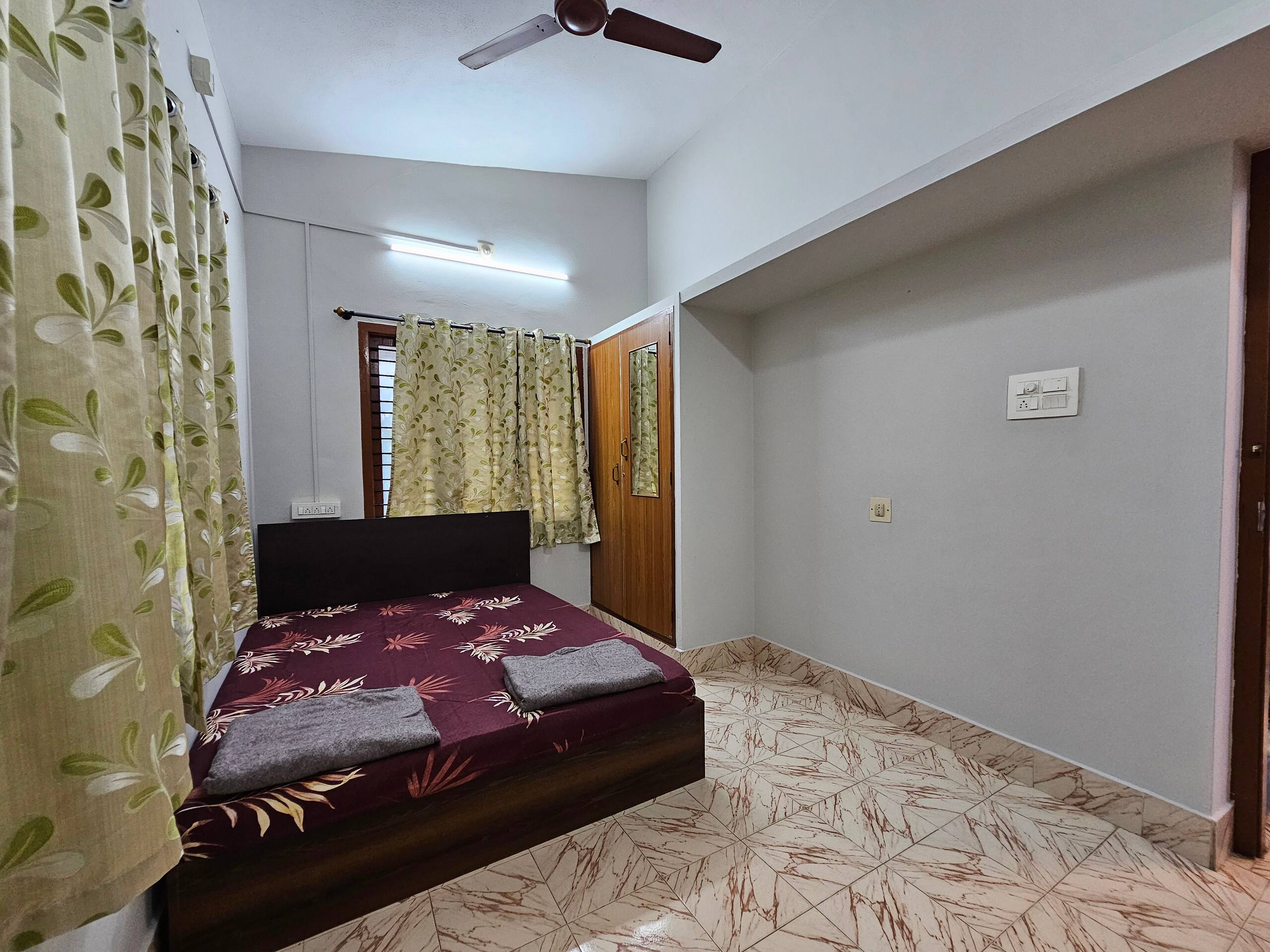 Travelers Guest House 20