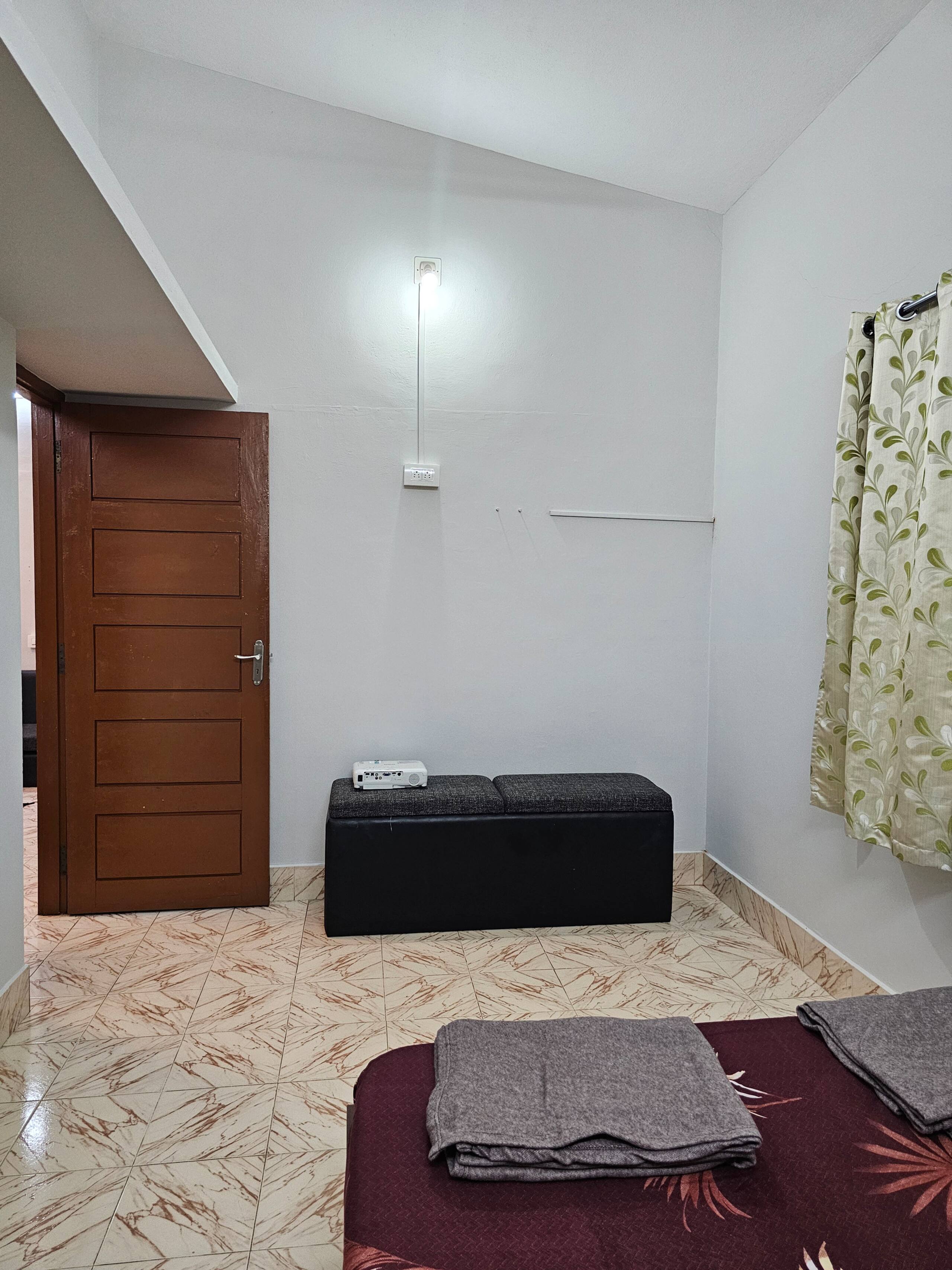 Travelers Guest House 30