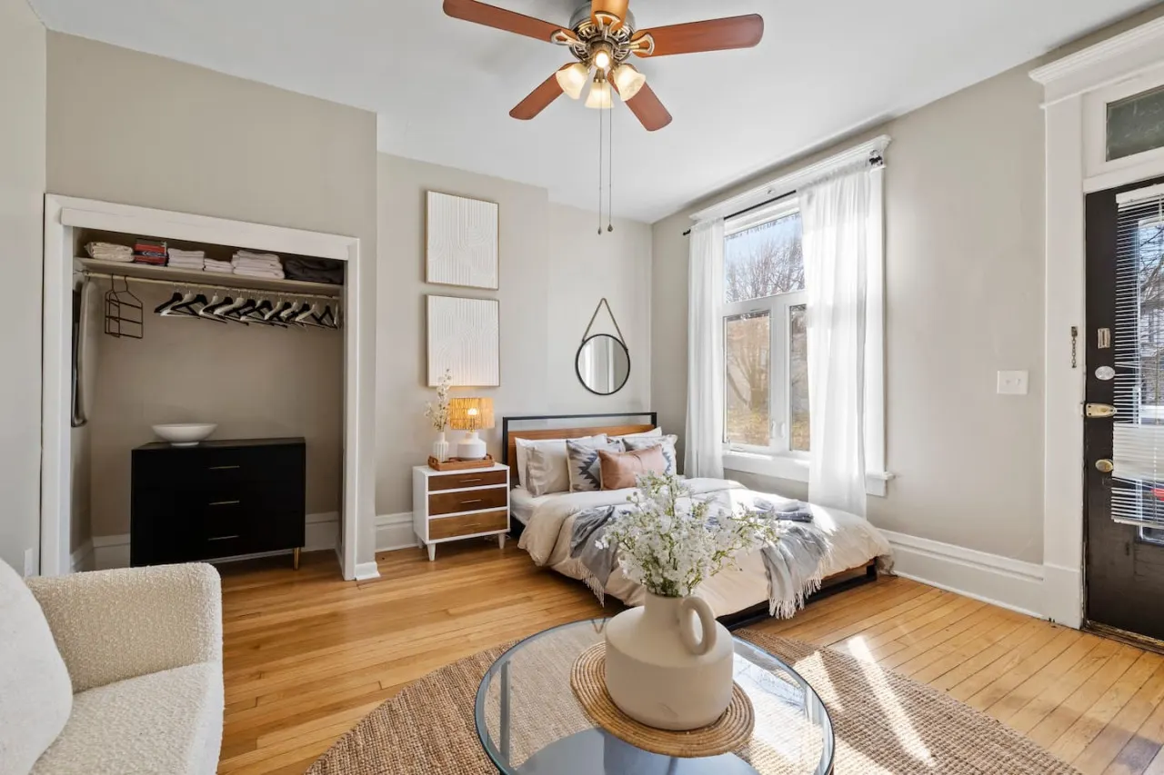 Charming Retro Apt, Free Parking 10