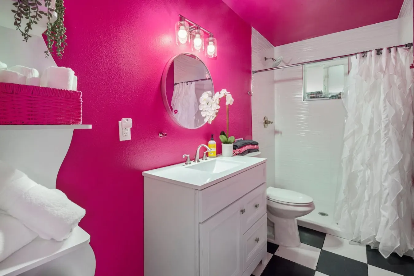 Clued In Retro Escape: Fun 2BR in Phoenix 8