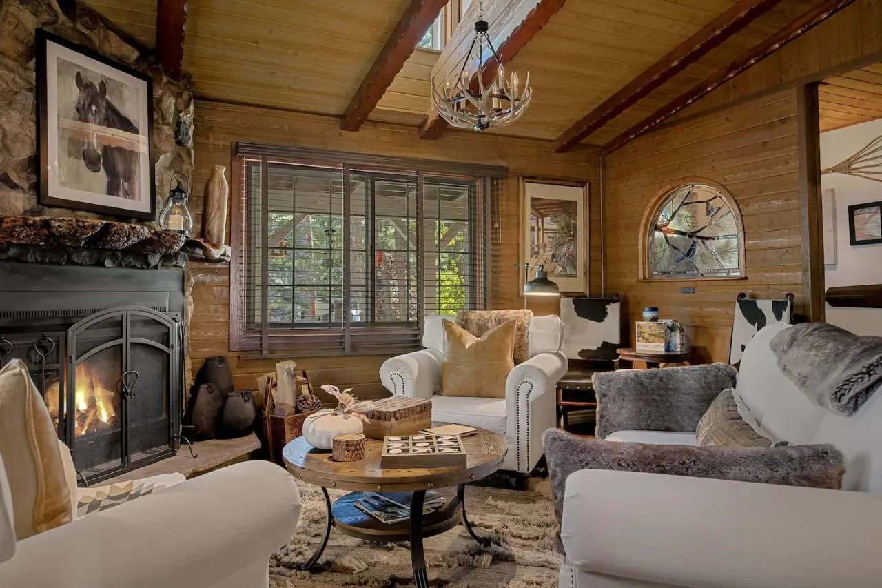 2BR Eureka Designer Cabin w Pergola & Ping Pong 12