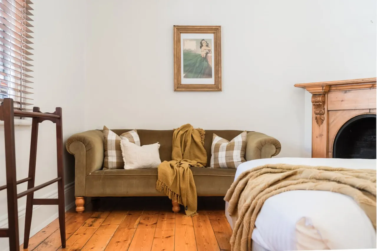 The Governess - Launceston 5