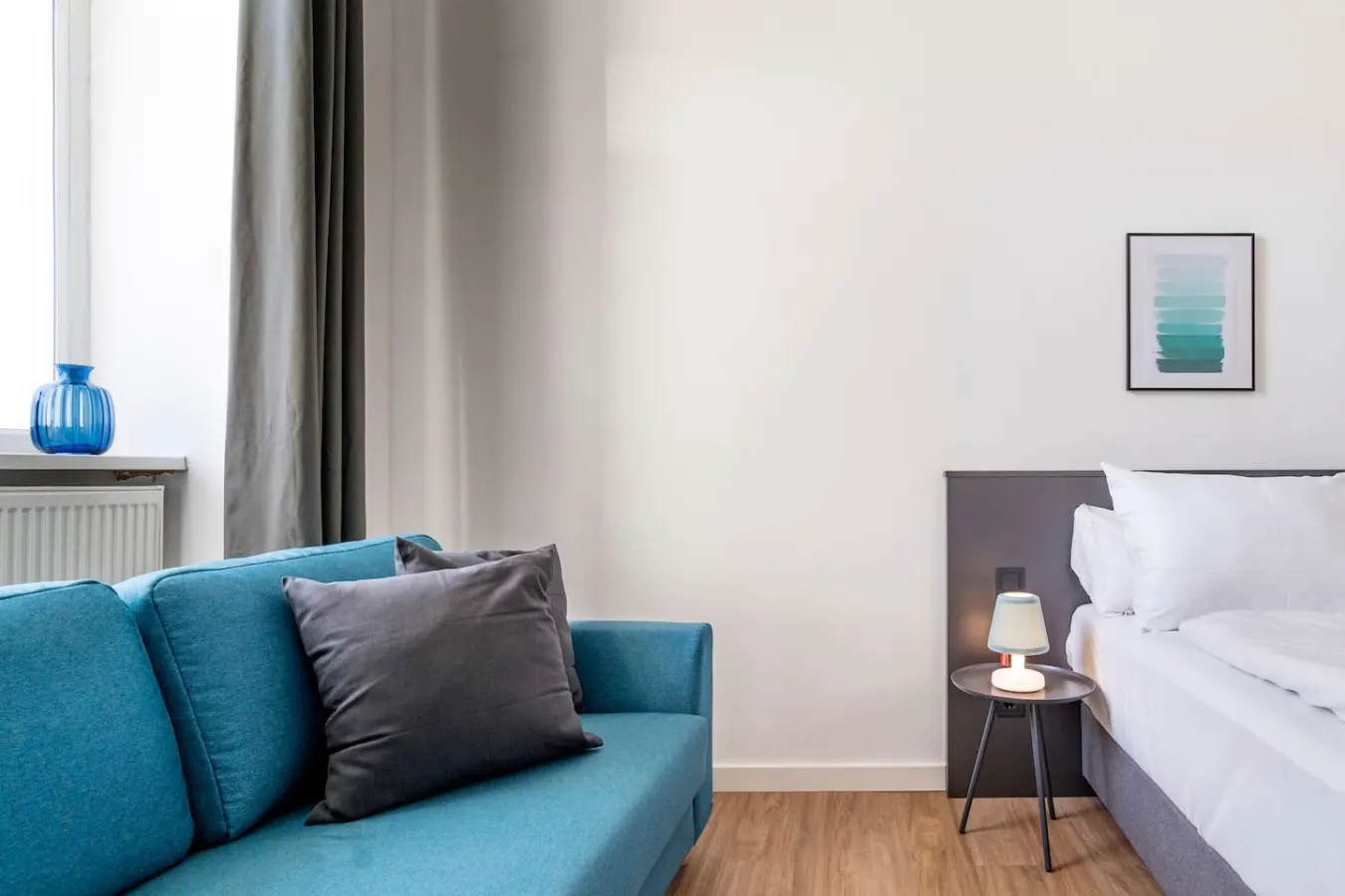 3-Bedroom Apartment (110sqm) with Terrace & Garden 9