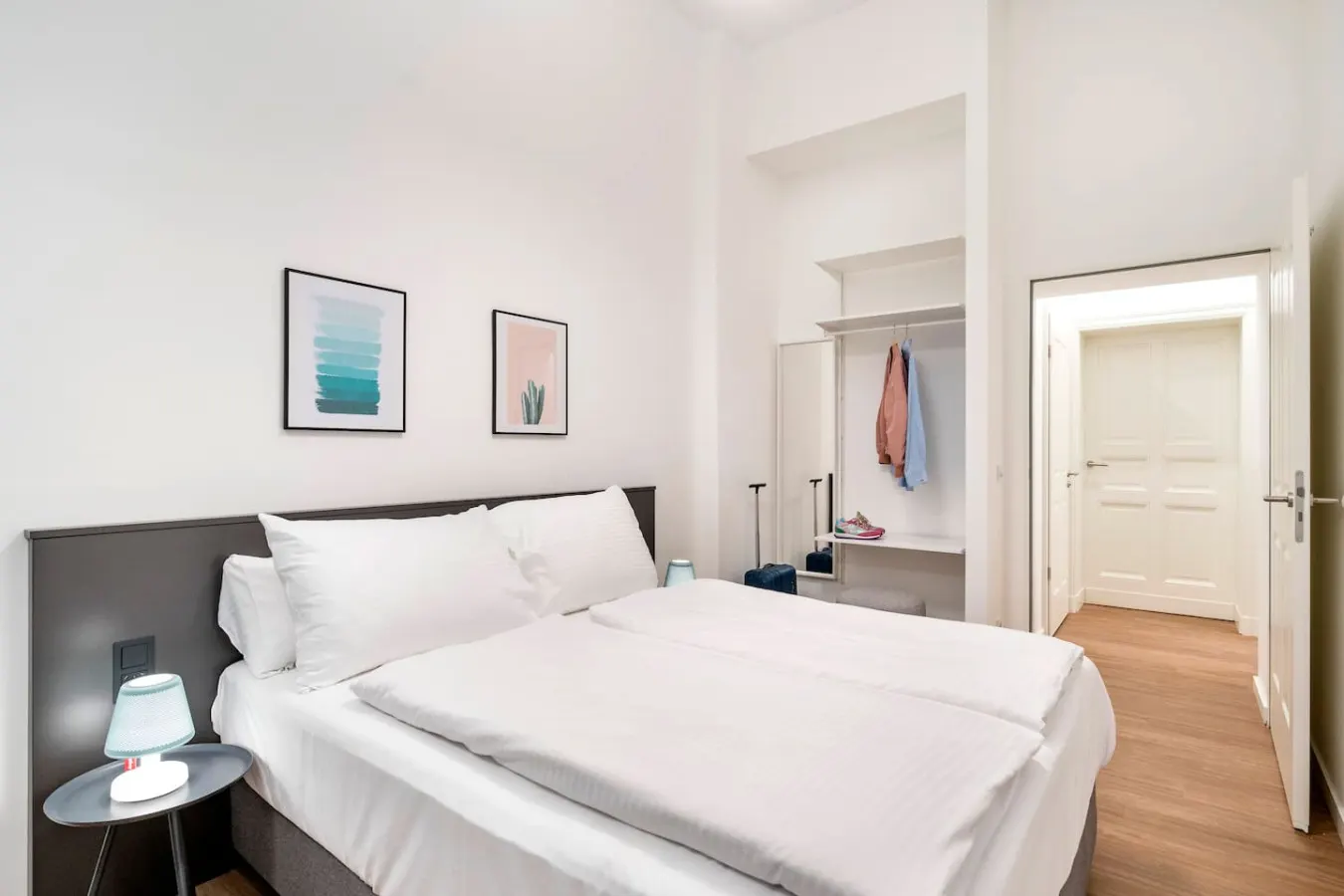 3-Bedroom Apartment (110sqm) with Terrace & Garden 11