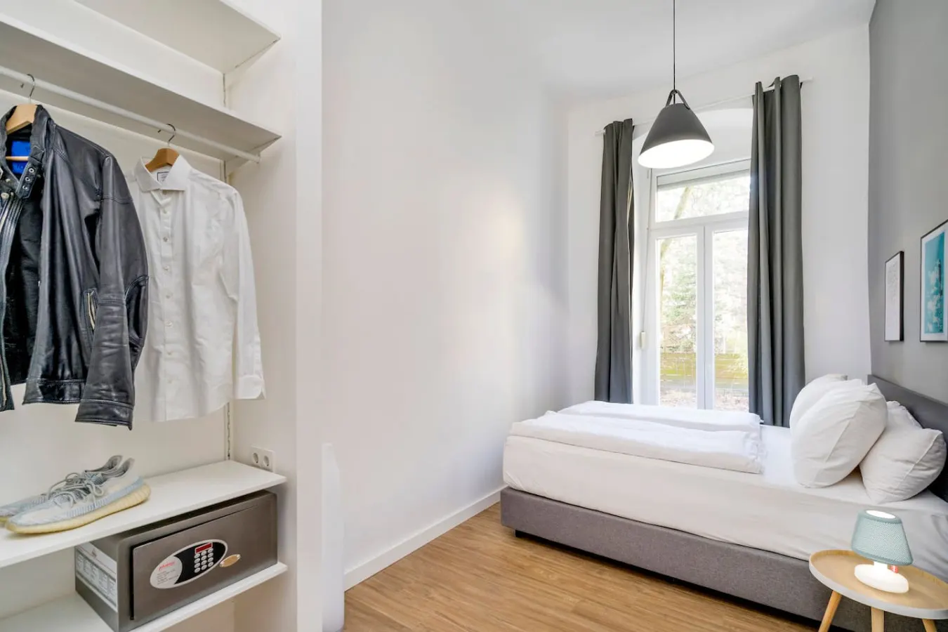 3-Bedroom Apartment (110sqm) with Terrace & Garden 15