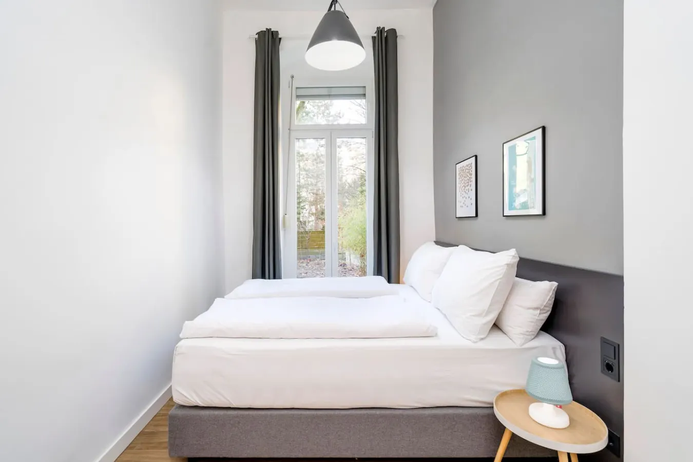 3-Bedroom Apartment (110sqm) with Terrace & Garden 16