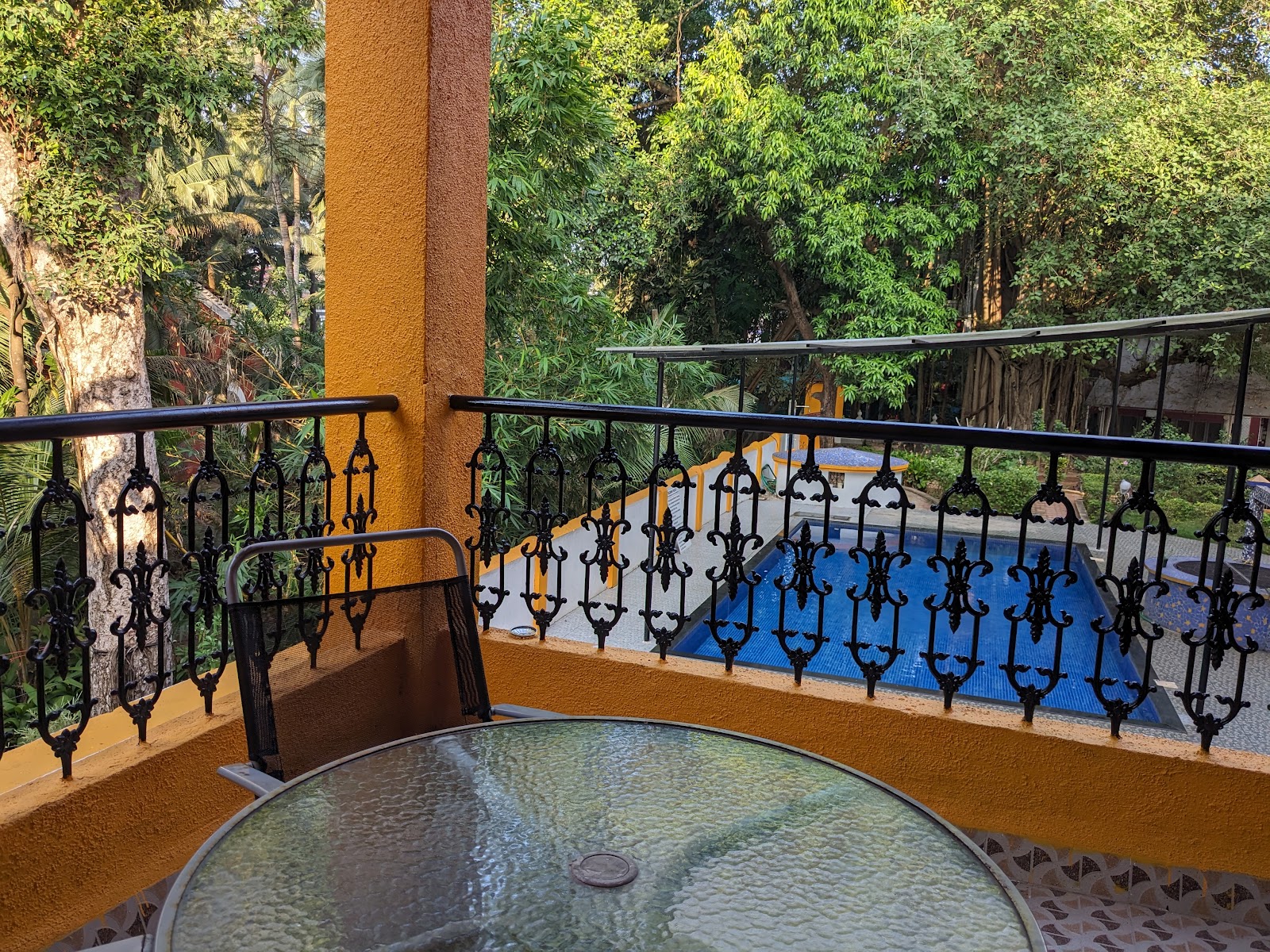 Casa De Palms 2BHK Candolim Pool 8
