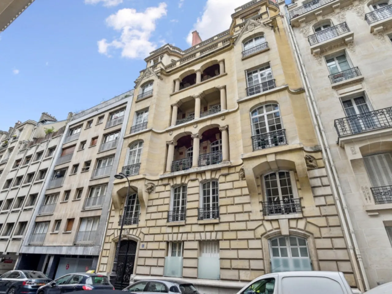 1. Studio Porte Dauphine Paris 16ème 10