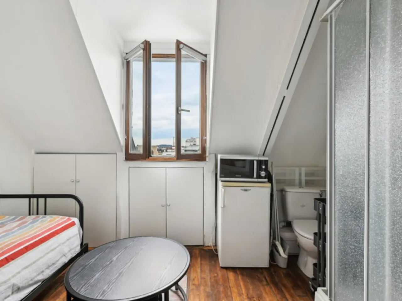 1. Studio Porte Dauphine Paris 16ème 6